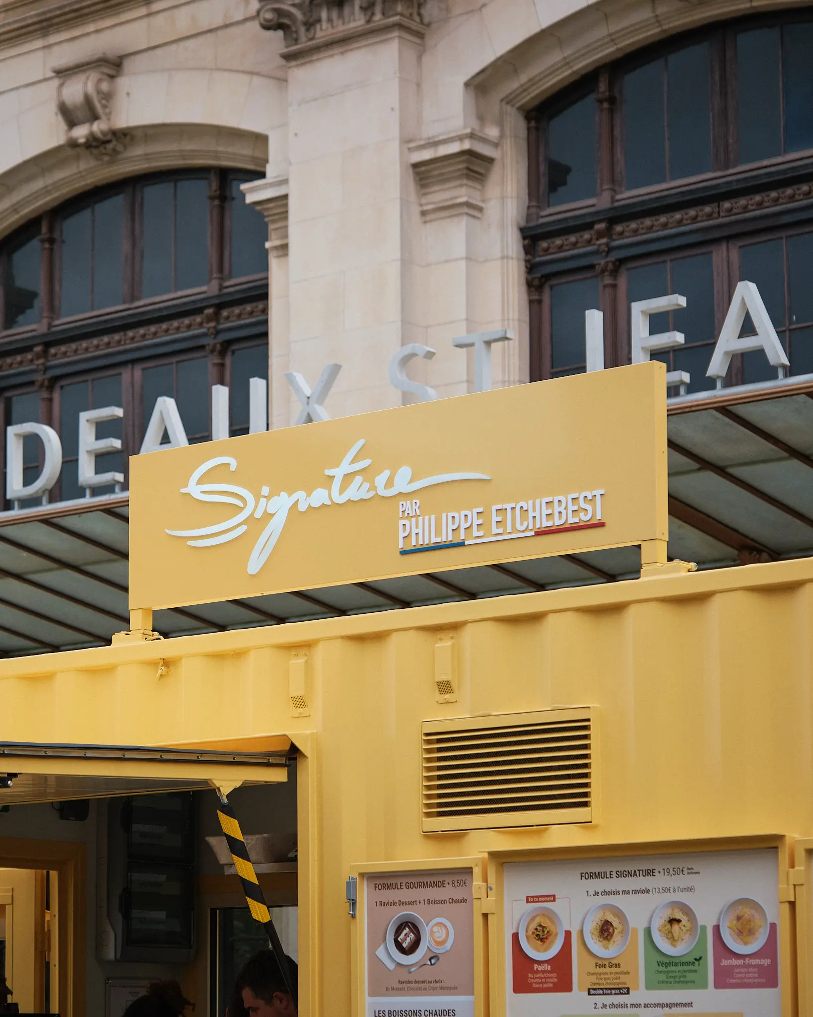 identité visuelle snack Signature container Kubeko gare Bordeaux