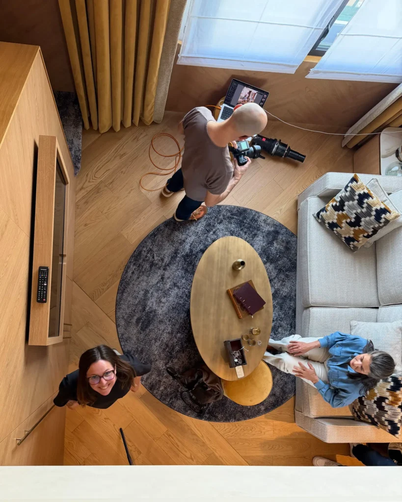Au cœur du salon d'une des chambres de l'hôtel Burdigala